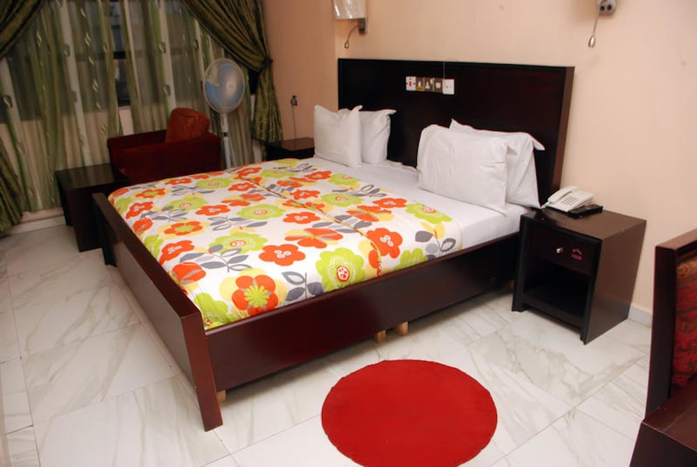 Executive Room photo 2
