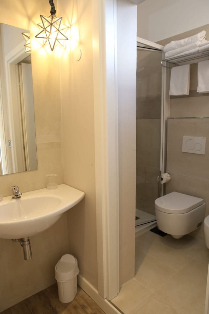 Quadruple Room photo 2