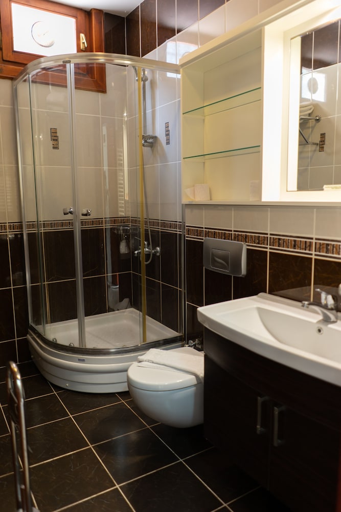 Studio Suite, 1 Bedroom photo 2