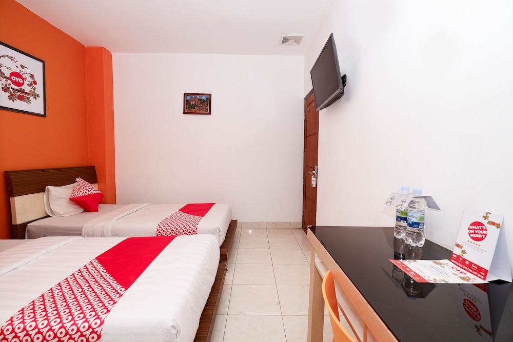 Deluxe Twin Room photo 3