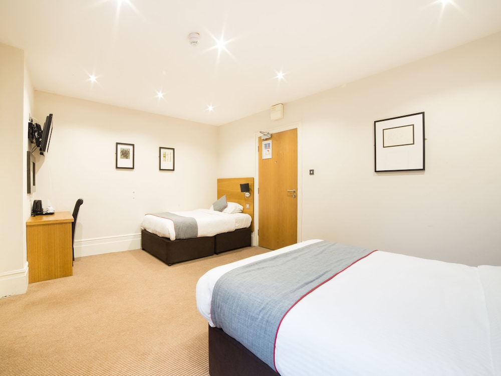 Standard Triple Room, Multiple Beds
