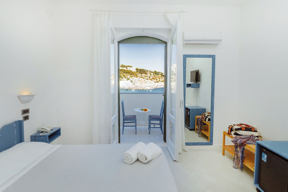 Family Superior Con Balcone (Bilocale) photo 1