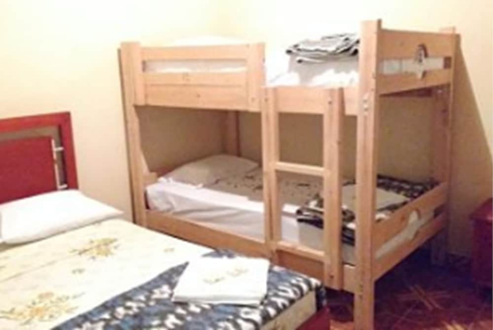 Classic Triple Room, Multiple Beds, Non Smoking