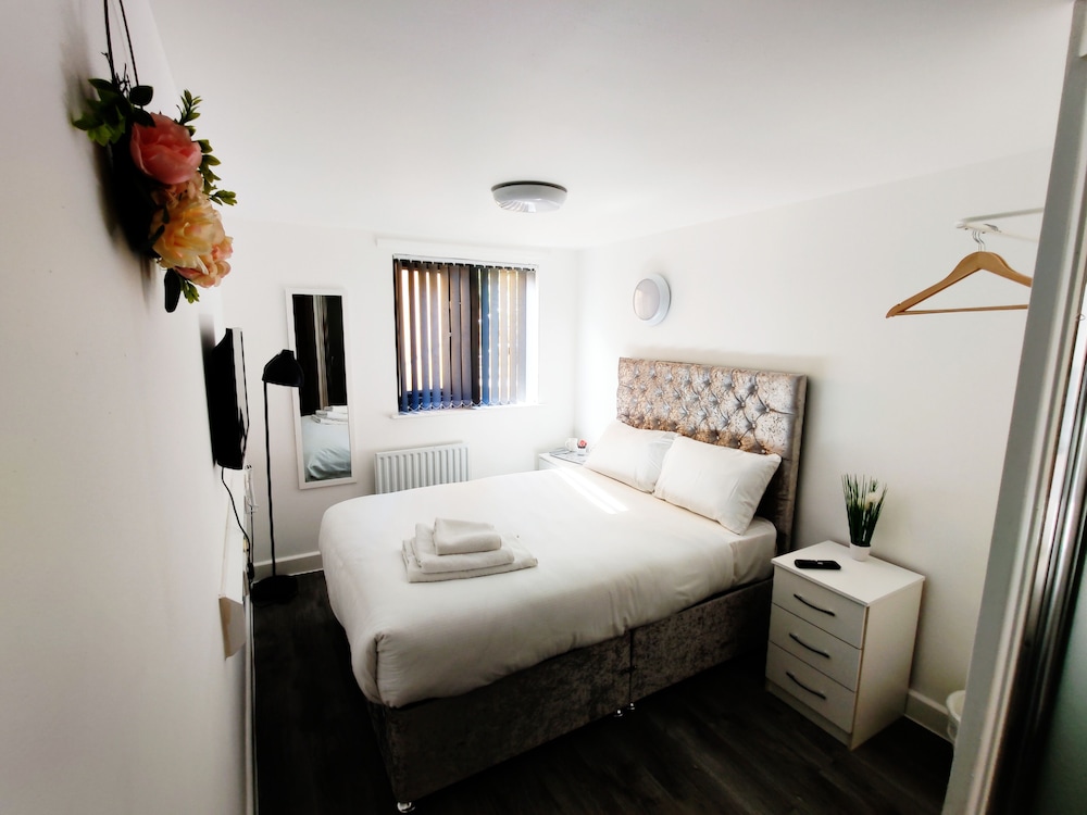 Economy Double Room, 1 Double Bed, Non Smoking, Private Bathroom photo 1
