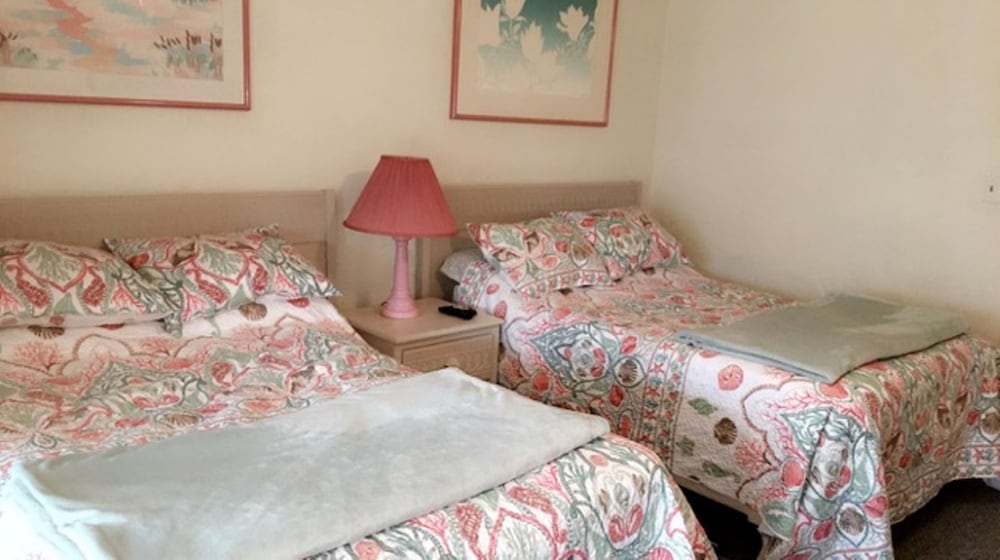 Beachfront, 1 Bedroom, Family Condo, Non Smoking, Full Kitchen, Villa #23 photo 1