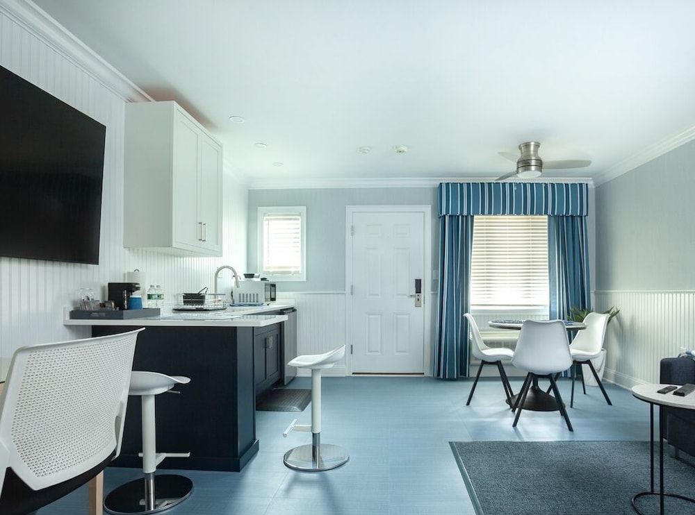 Executive Suite photo 2