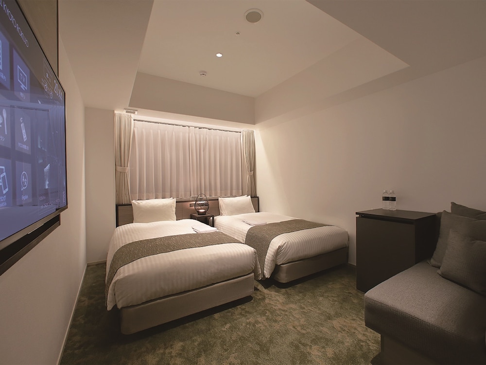 Standard Twin Room - Photo 1