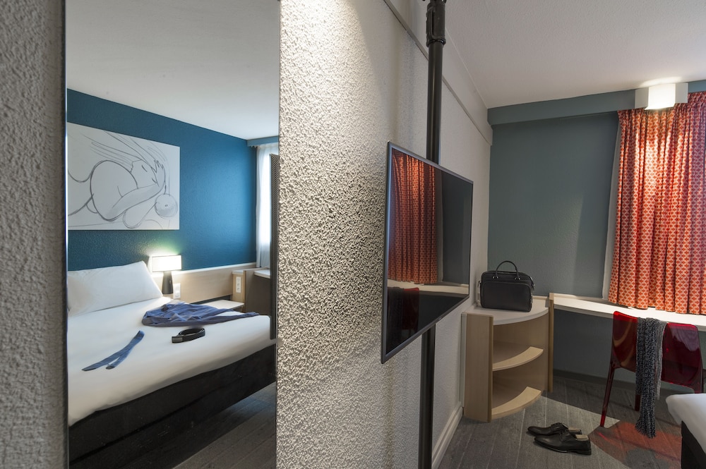 Standard Room, 2 Twin Beds photo 2