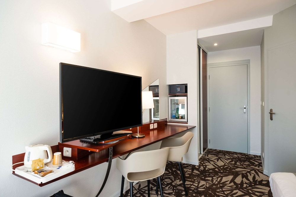 1 Lit simple, 1 Lit queen size, Canapé-lit 1 place, Chambre Familiale - Photo 3