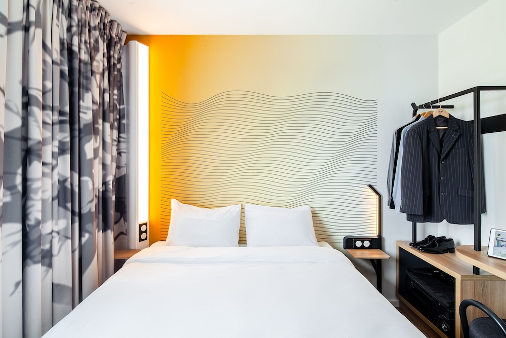Double Room - Photo 8