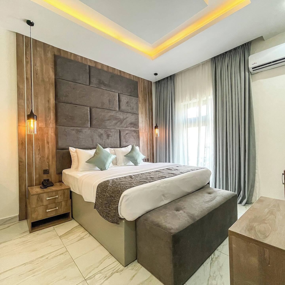 Deluxe Room, Balcony, City View