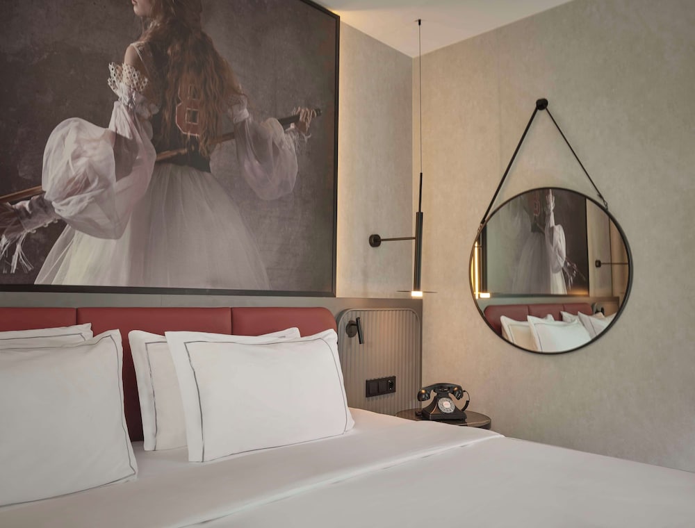 Standard Room - Photo 13