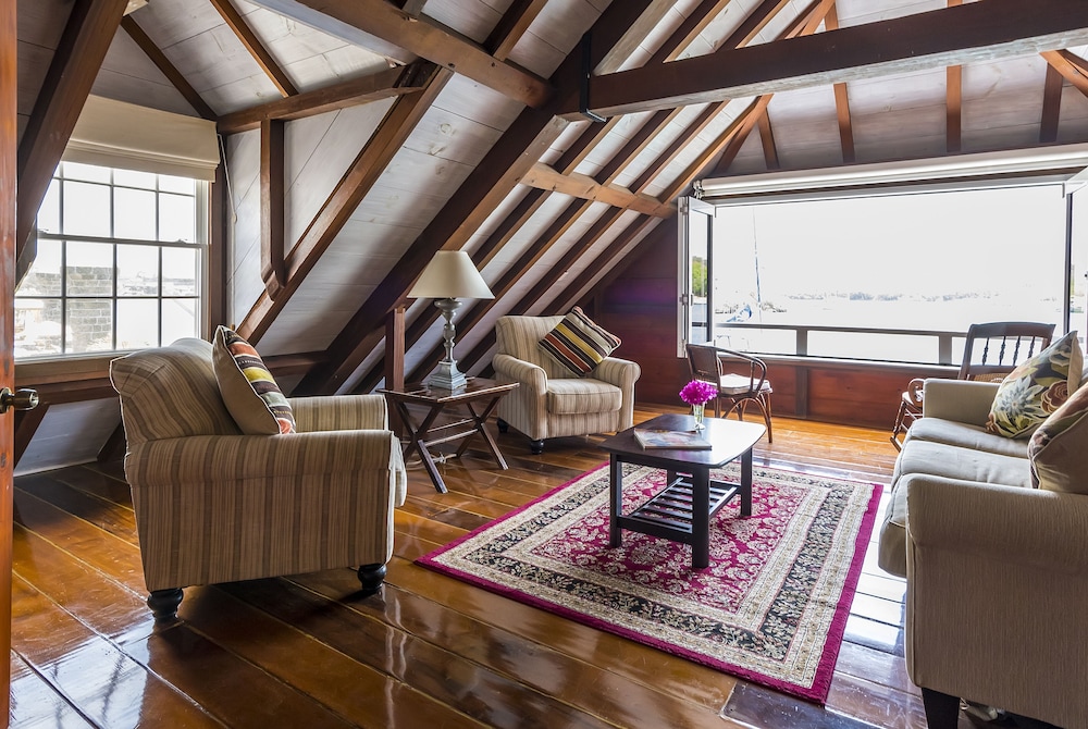 Deluxe Loft, Harbor View photo 3