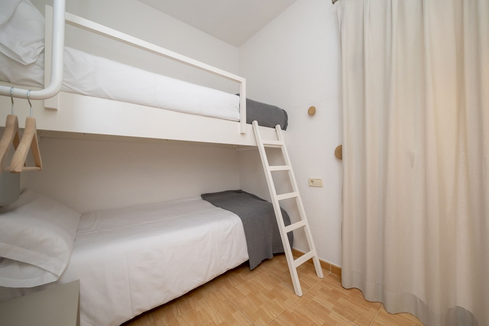 Superior Apartment, 1 Bedroom, Balcony (Plus 4 adults)