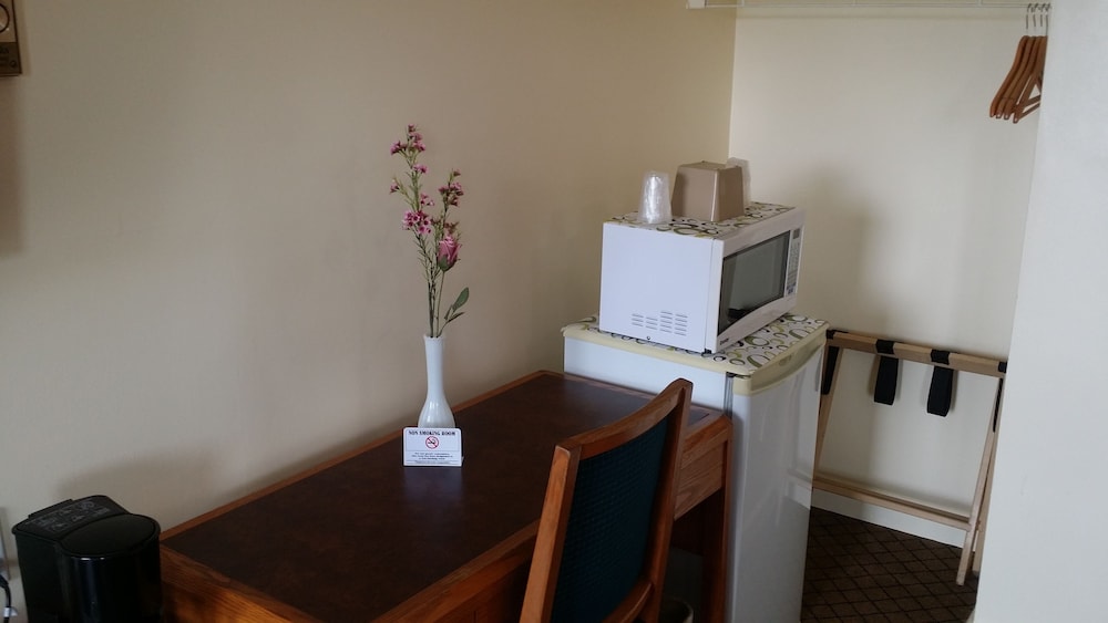 Standard Room, 2 Double Beds photo 2