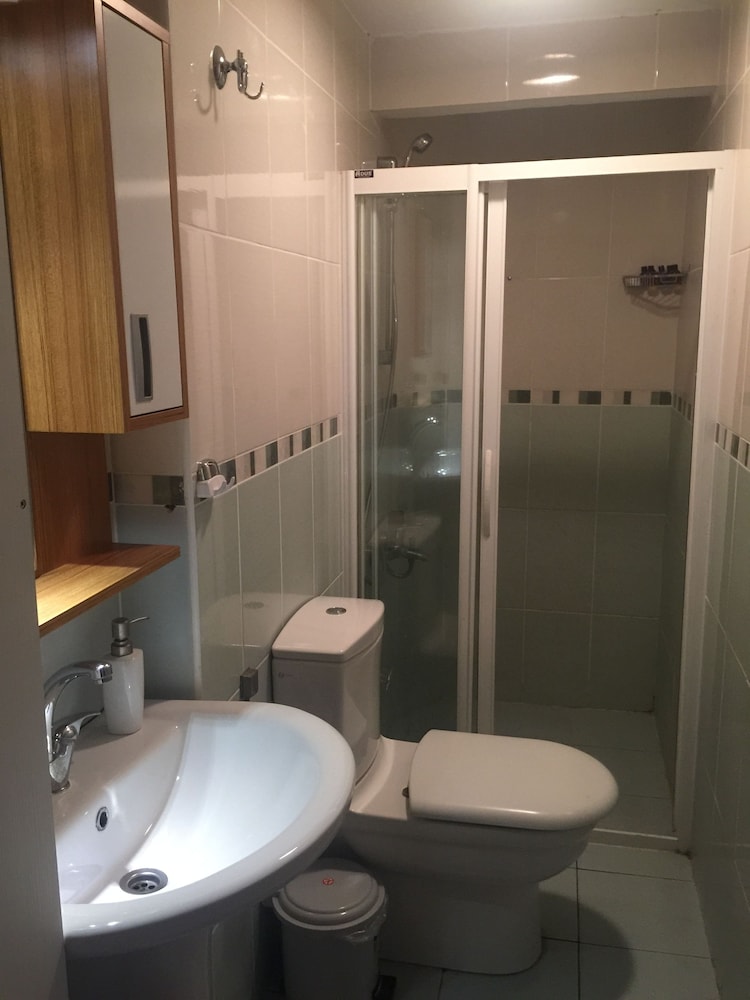 Standard Quadruple Room photo 3