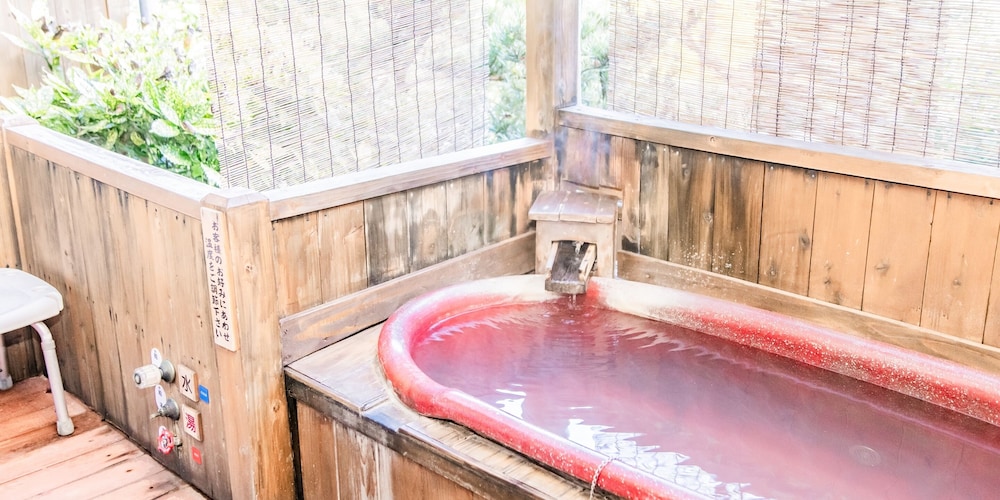 Twin Room with Open Air Bath - Non-Smoking photo 3