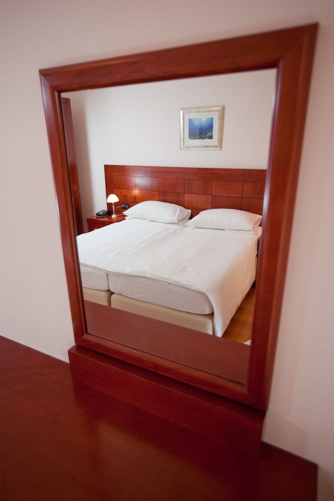 Comfort Apartment photo 2