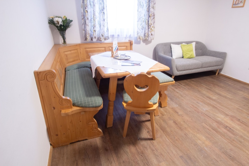 Apartment, 2 Bedrooms, Kitchen (Sommerfrische, incl. cleaning EUR 100) photo 2