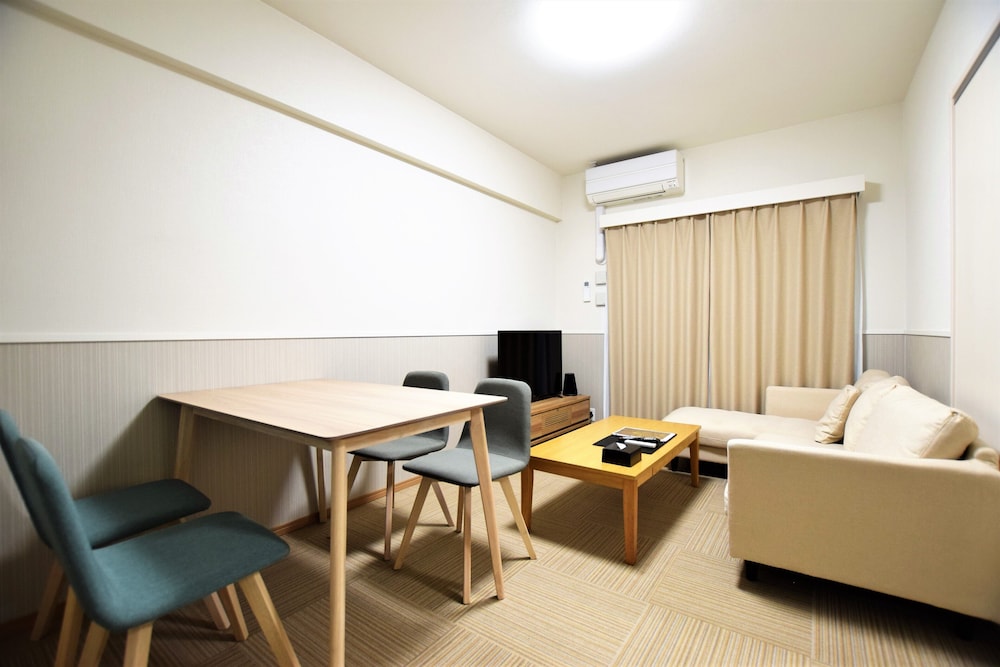 Family Quadruple Room, 1 Bedroom, Non Smoking, River View photo 1