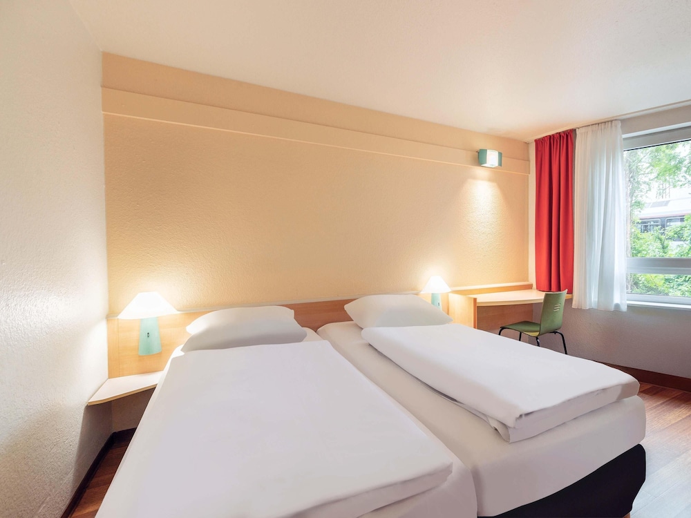 Twin Room photo 1
