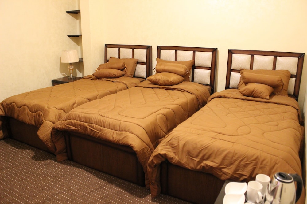 Classic Triple Room photo 3