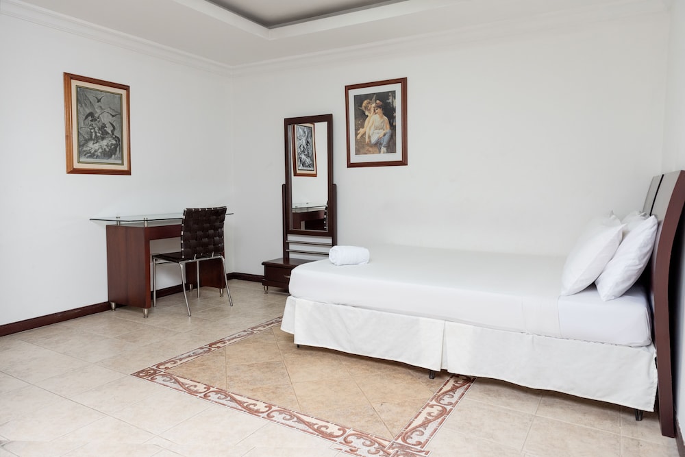 Standard Single Room photo 2