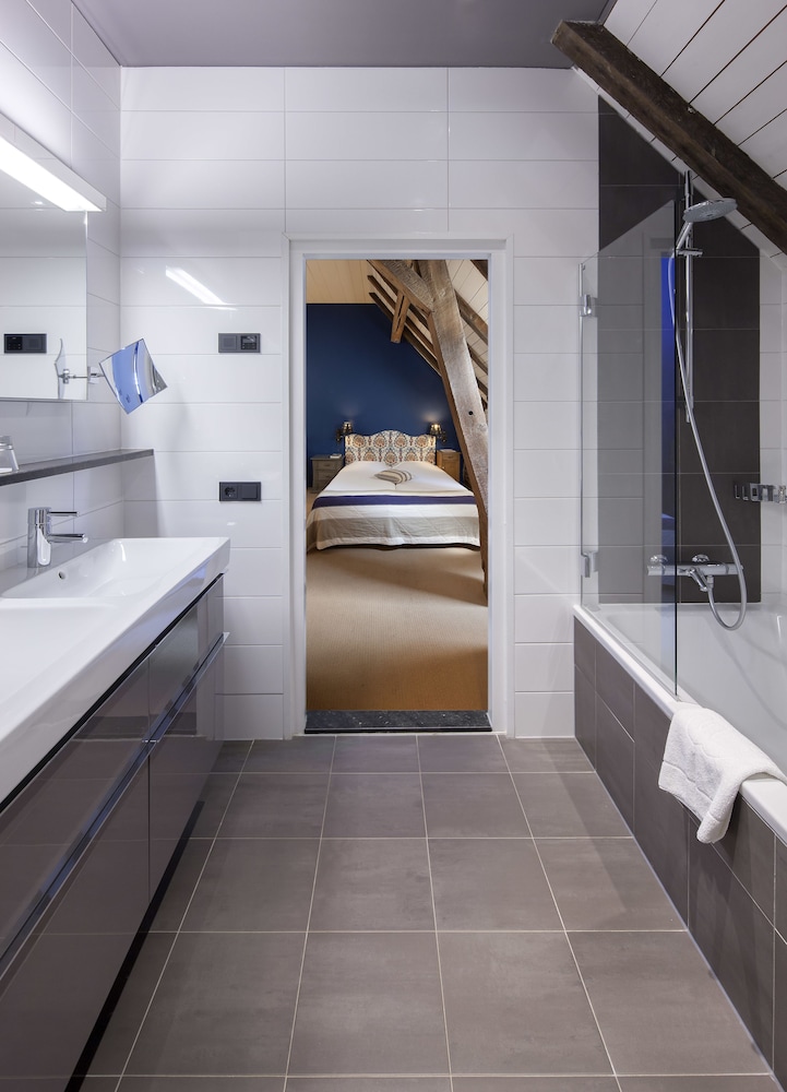 Premium Room - Photo 2
