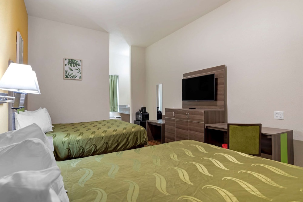 Room, 2 Queen Beds, Accessible, Non Smoking - Photo 2