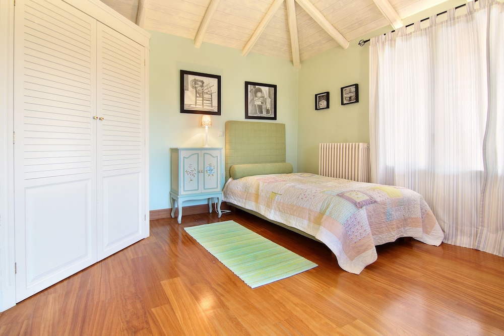 Villa, 5 Bedrooms, Private Pool photo 2