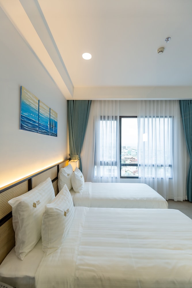 Deluxe Double or Twin Room, City View - Photo 5