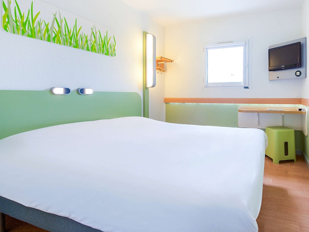 Triple Room, Multiple Beds