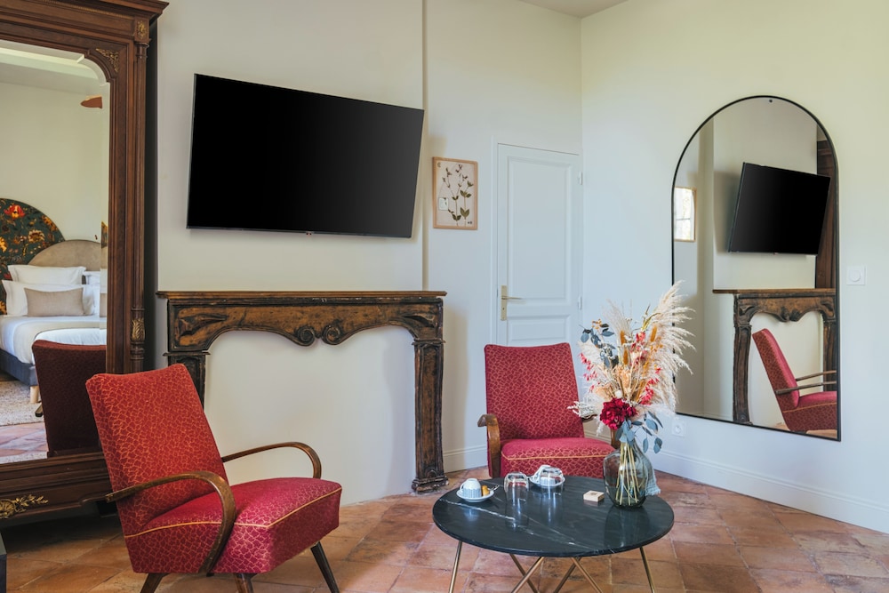Superior Double or Twin Room photo 3