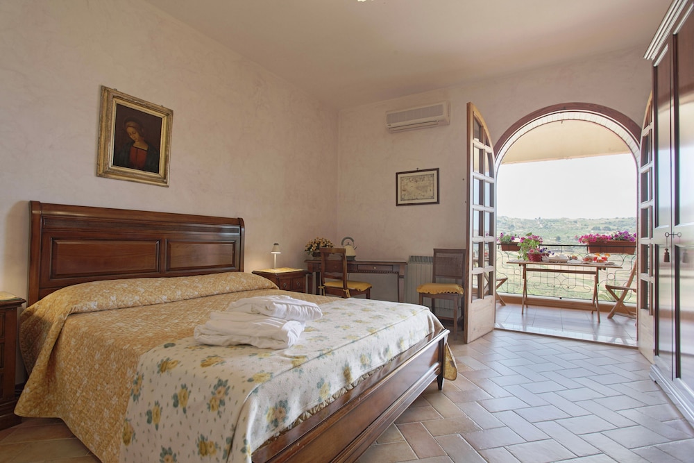 Junior Suite, Terrace, Valley View - Photo 6