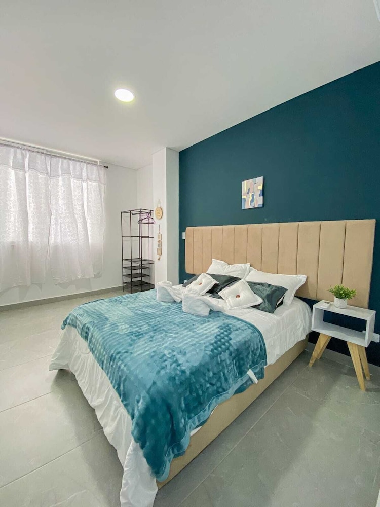 Apartment, Balcony