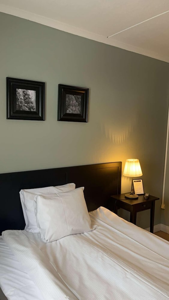 Basic Single Room photo 1