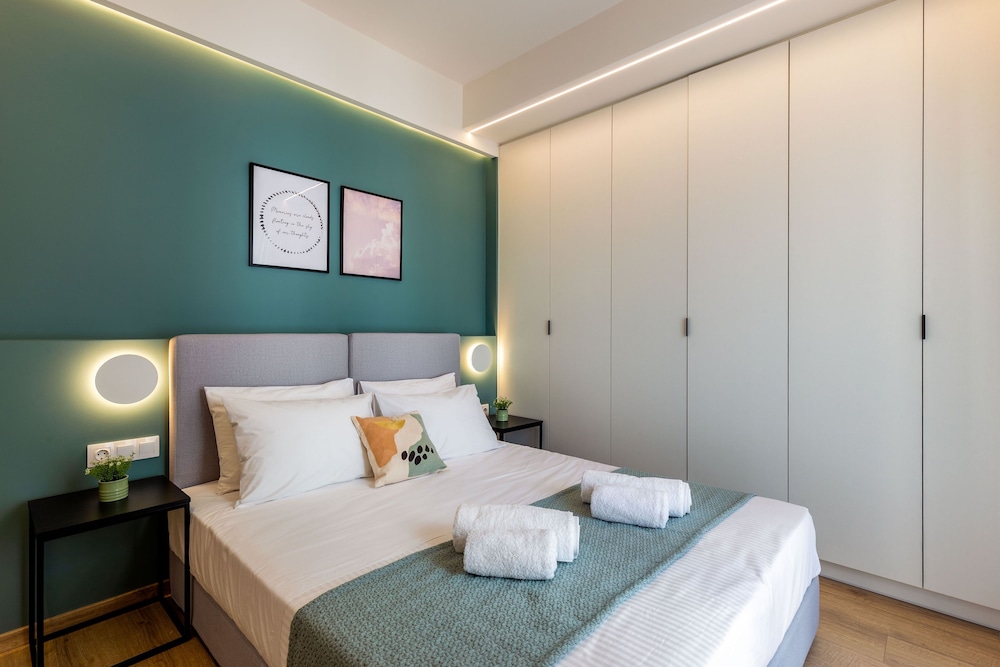 Luxury Apartment photo 2