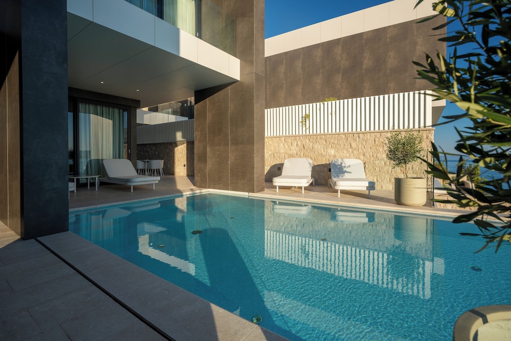 Deluxe Villa photo 3