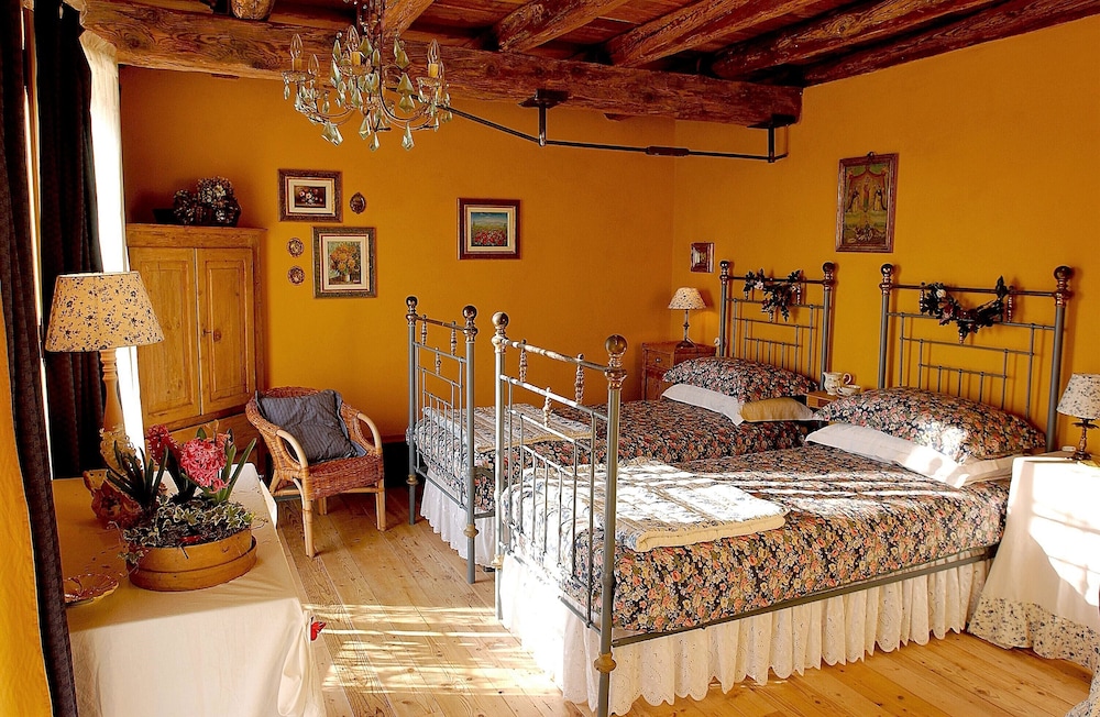 Classic Double Room, Pool Access, Garden View photo 1