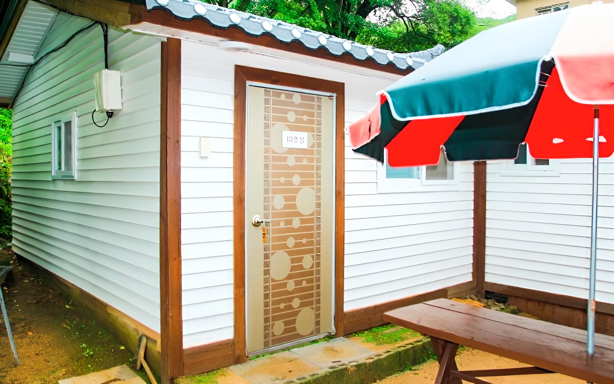 Room (Room 13) photo 3