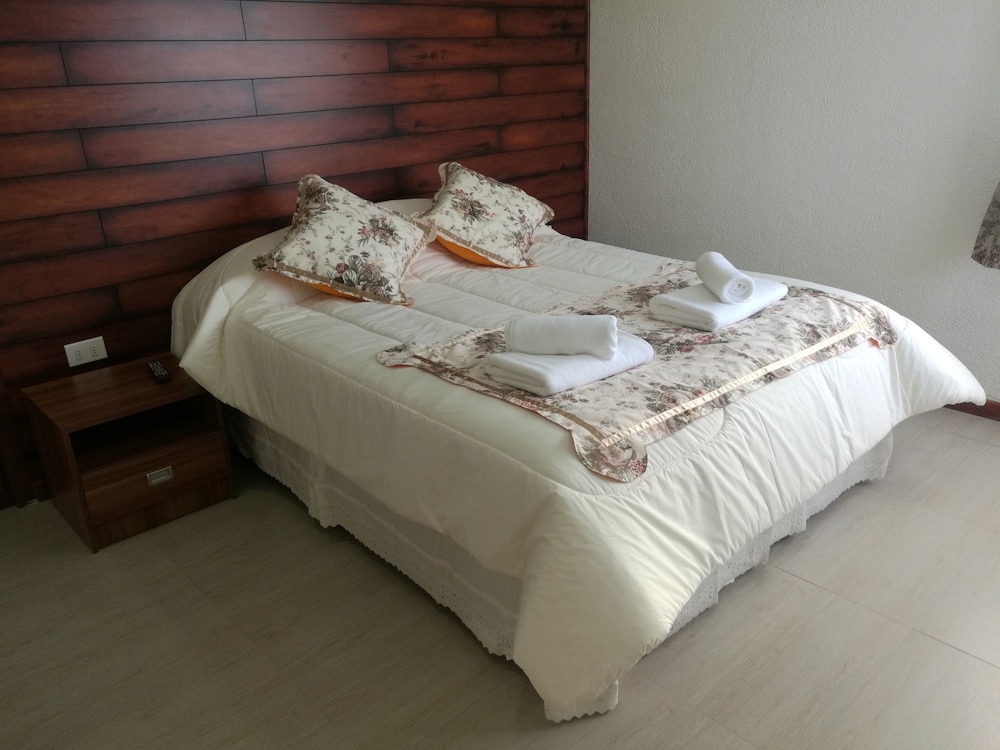 Standard Double Room, 1 Double Bed, Private Bathroom photo 2
