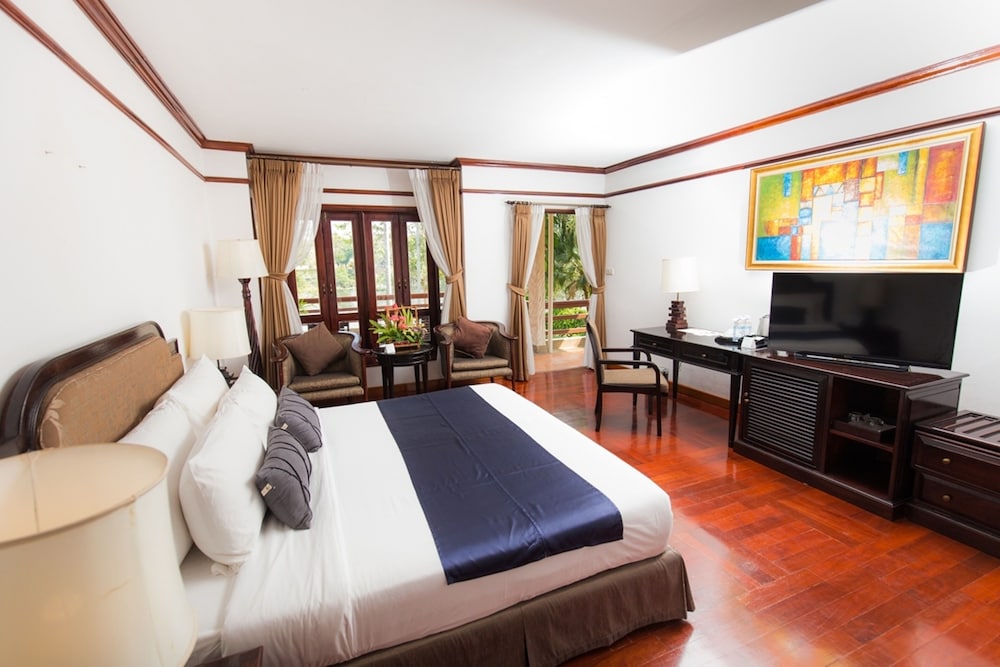 Deluxe Room, River View - Photo 4