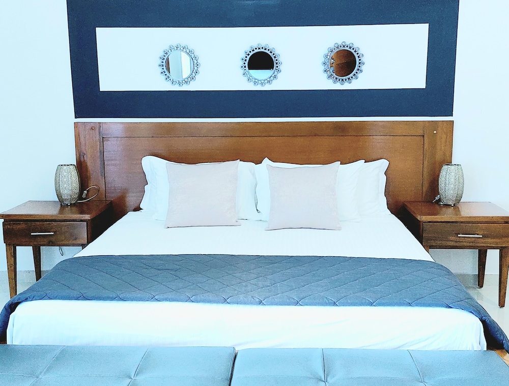 Superior Doppelzimmer, 1 Kingsize-Bett, Poolblick