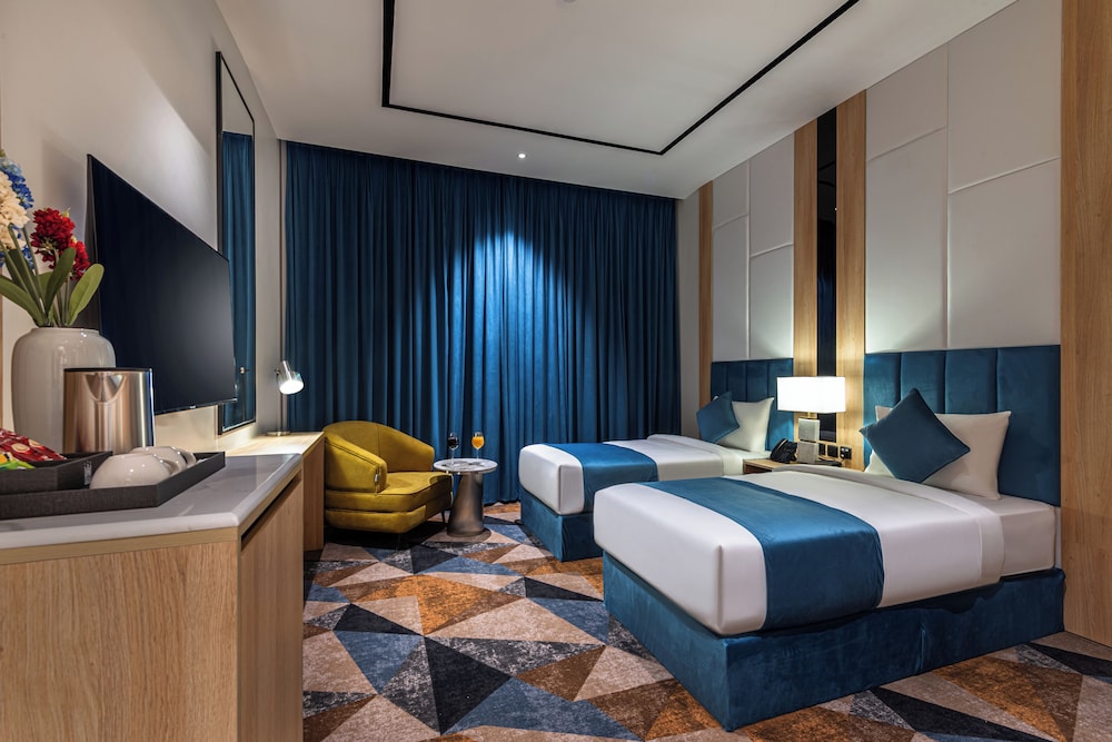 Deluxe Double or Twin Room photo 1