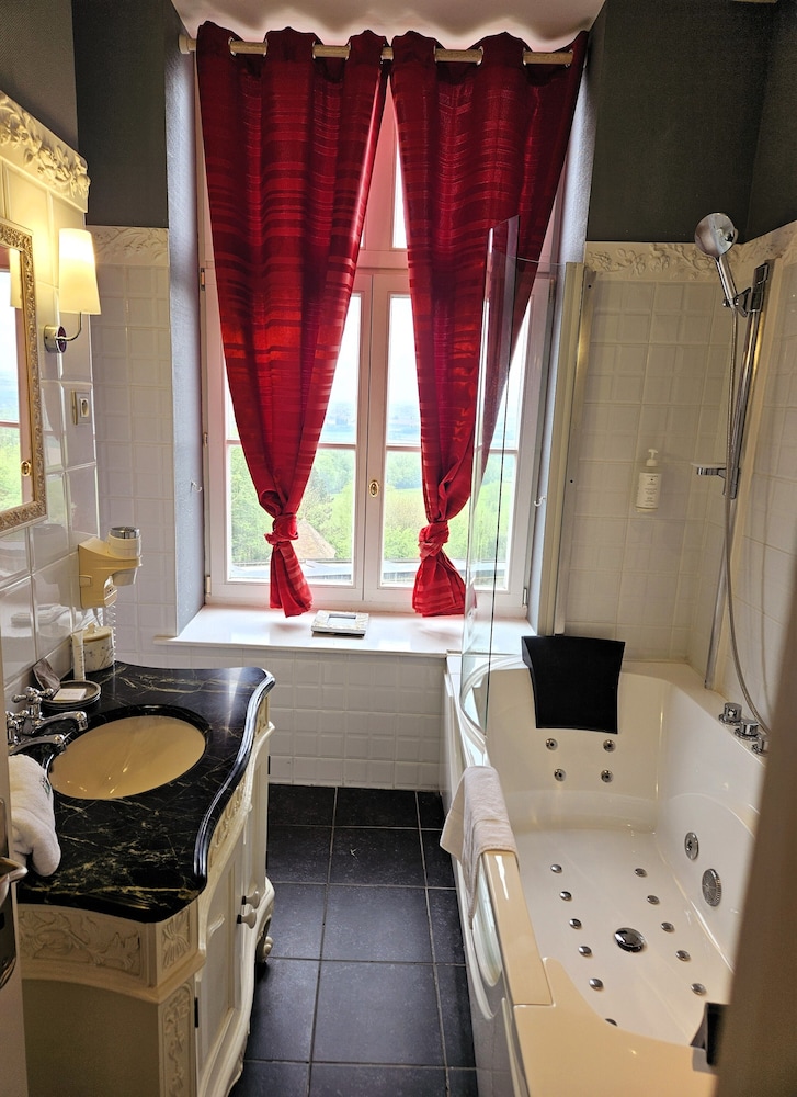 Deluxe Double Room Deluxe Double Room