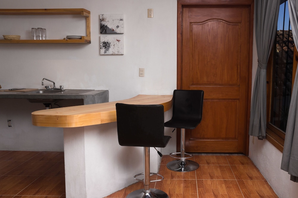 Apartment photo 2