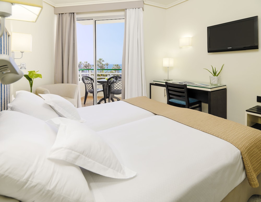 Double Room, Sea View (2 Adults)