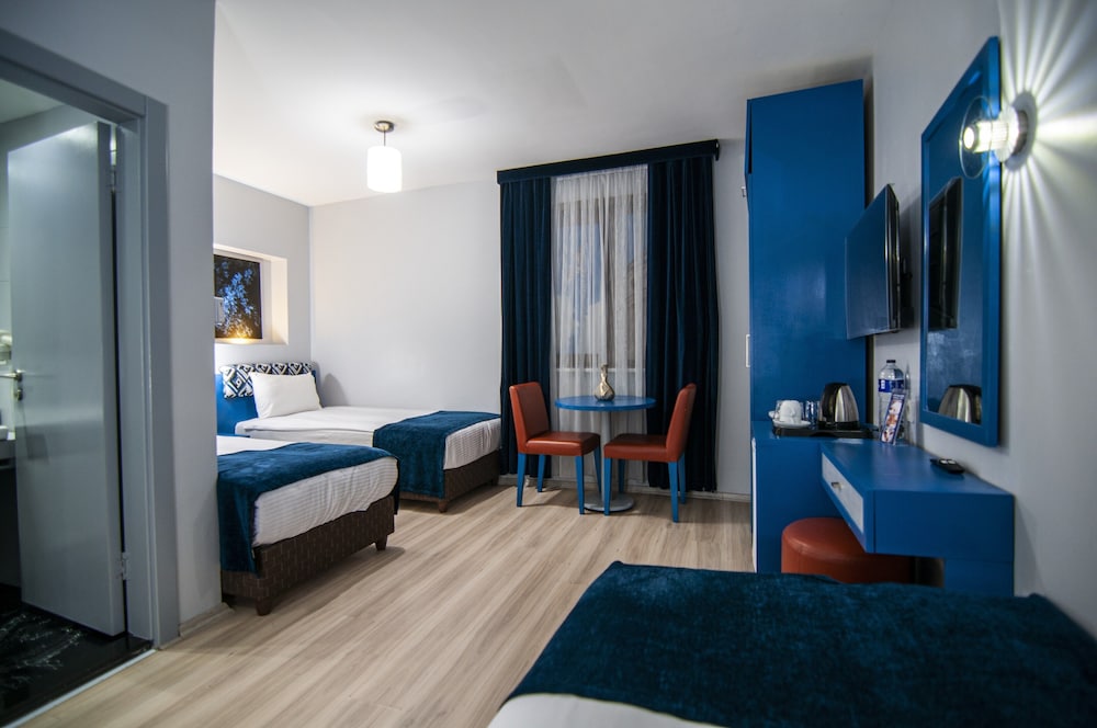 Standard Triple Room photo 1