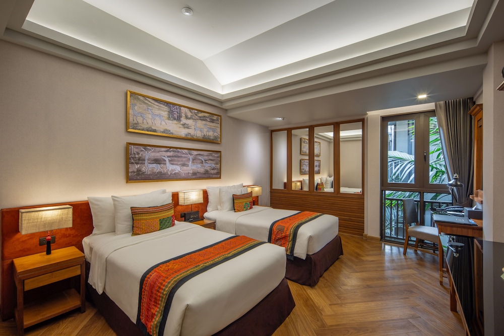 Deluxe Twin Room without balcony photo 1