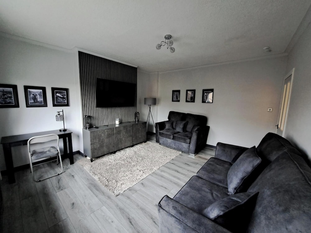 Apartment photo 1